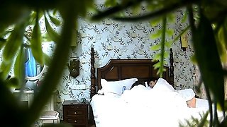 Horny fat arab housewife fingered on amateur hidden cam