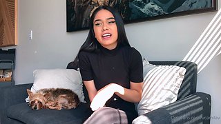 Brunette Solo Webcam Masturbation