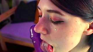 Fresh Teen Brunette Solo Cam