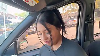 A stranger interrupted my workout and gave me a great blowjob in her car - PUBLIC SEX