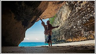 Wet Girl In Beach Wild Sex Cover Me Up With Your Hot Sperm On The Beautiful Beach