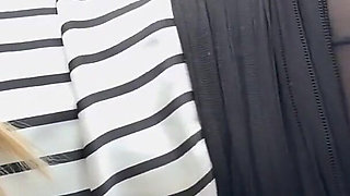 The Secretary Asks Her Boss for a Raise and in Return, He Satisfies Her Desires