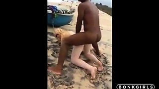 Beach Dick-Taking Turns by Amateurs Outdoors
