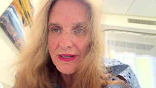 Lizzy Yum STATUS UPDATE 10