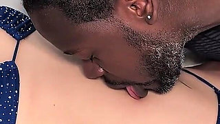 Kiara Star: Bikini Belly Worship