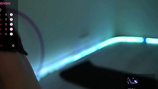 Babe With Big Boobs Masturbates