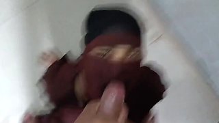 Desi Muslim Blonde Housewife Sucks Boss Cock Close Up