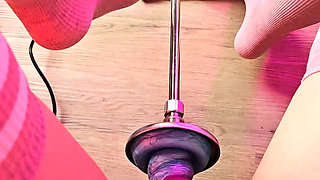 Fucking Machine Anal - Solo Girl Takes a Relentless Machine Deep in Her Ass