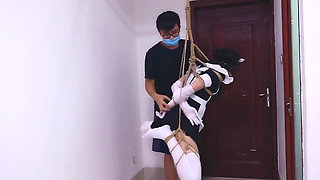 Whh02 - a Chinese Girl Wearing White Stockings and Blindfolded, Bound by Ropes Vibrates to Orgasm