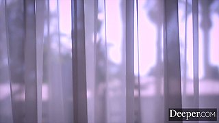Sexy Buxom Ebony Halle Hayes Seduces Her Ex-BF To Enjoy His BWC Once Again