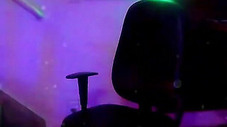 Brazilian Brunette Live: a Presence That Captivates