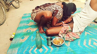 Desi Bhabhi Ke Sath Daru Piya Aur Gaon Ki Chudai Ki