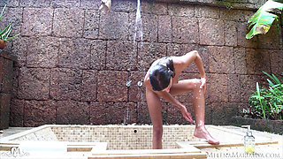 Wet Squirt