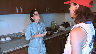Hardcore Hentai Alina Svetlana Fucks Boss in Kitchen