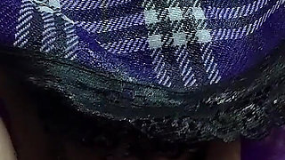 Masturbation with MILF Closeup Pussy & Object Insertion