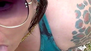 Slutty Cheating MILF Gets a Outdoor Facial