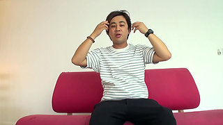 Girl with Big Tits Who Works at a Beauty Salon. an Expert at Sucking Makes Her Av Debut! -2