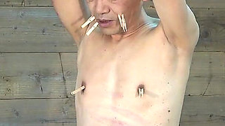 Clamps Lots of Clip Around Dick and Balls and Uses Various Whips to Knock Them off, It's Fun Time for Cosplayer Girl