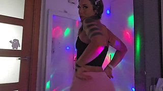 Stepsis Seduce You in the Party