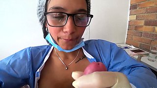 Big Boobs Busty Cam Chick HD