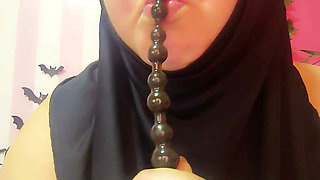 Those moments when the student with the headscarf had difficulty...