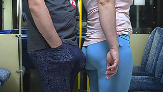 Almost Seen by Bus Driver When Stranger Girl Give Me a Handjob