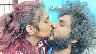 Hot Kiss with Ass Press