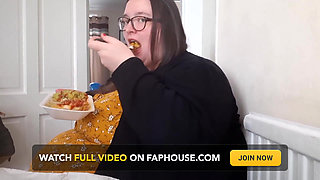 BBW SSBBW stuffing belly fish and chips