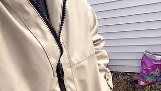 Go Outside Then Pissing Pussy Show up