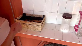 WASHING MACHINE ROOM - THE NEIGHBOUR SUCKS COCK AND I CUM IN HER