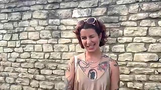 It's been a while since 28-year-old Chloe's first threesome... - Jacquie et Michel TV