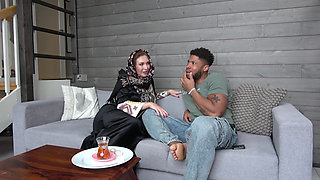 Big Ass Hijab Stepmom Fucked by Muscular BBC Stepson