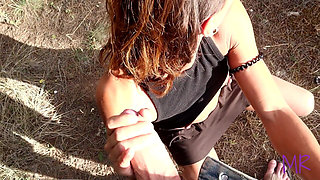 Amateur Sex in the Woods Outdoor, Small Flexible Girl