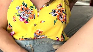 Big boob brunette masturbates on webcam