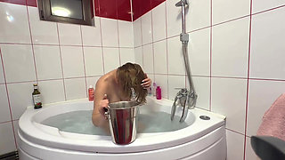 Oil My Hair, Wash It and Rinse with Vinegar