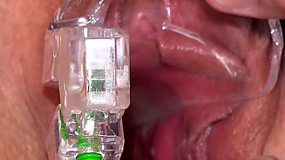 Mature Pussy of Sexy Granny Miya Examined