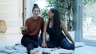 Squirting With Julia Trailer 3