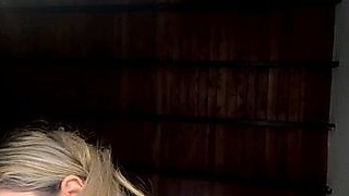 Blonde tight pussy babe solo toy fun in glamour masturbation