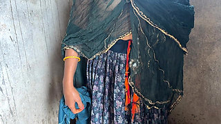 Hindi XXX Video in Bathroom