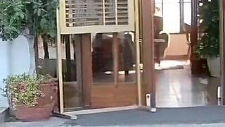 Blonde Babe Seduces Taxi Driver in Steamy Encounter