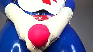 Hot brunette from squirt masturbating on webcam