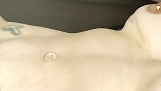 Eckobelle and Nadia White Tribbing and Eating Pussy