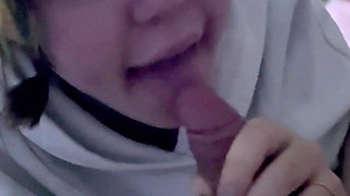 18 Year Old on Her Knees Blowjob