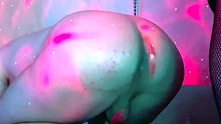 My Mistress is stretching me out!