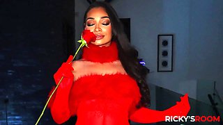 Rickysroom exploring sexy cougar glamour medusa's fuck holes