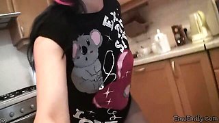 Sweetheart's fingering dirt by Emo Emily