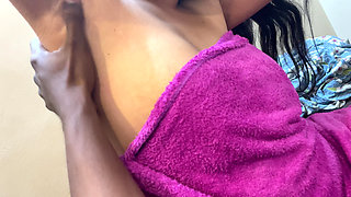 Indian Desi step daughter Have fun with her old stepfather after shower viral video