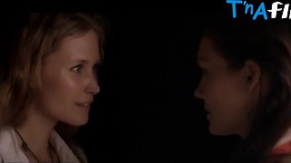 Tereza Srbova Lezzie, Bootie Vignette in Siren