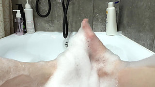 Foot Fetish in Shower