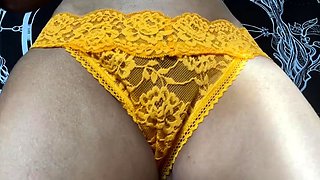 Close up pussy solo dildoing